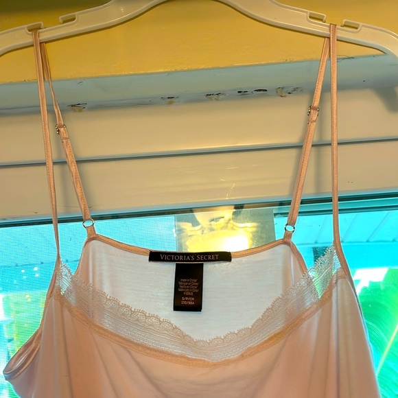 NWT PINK VICTORIA’S SECRET Cami PJ Top (S/P/CH) - Picture 3 of 7